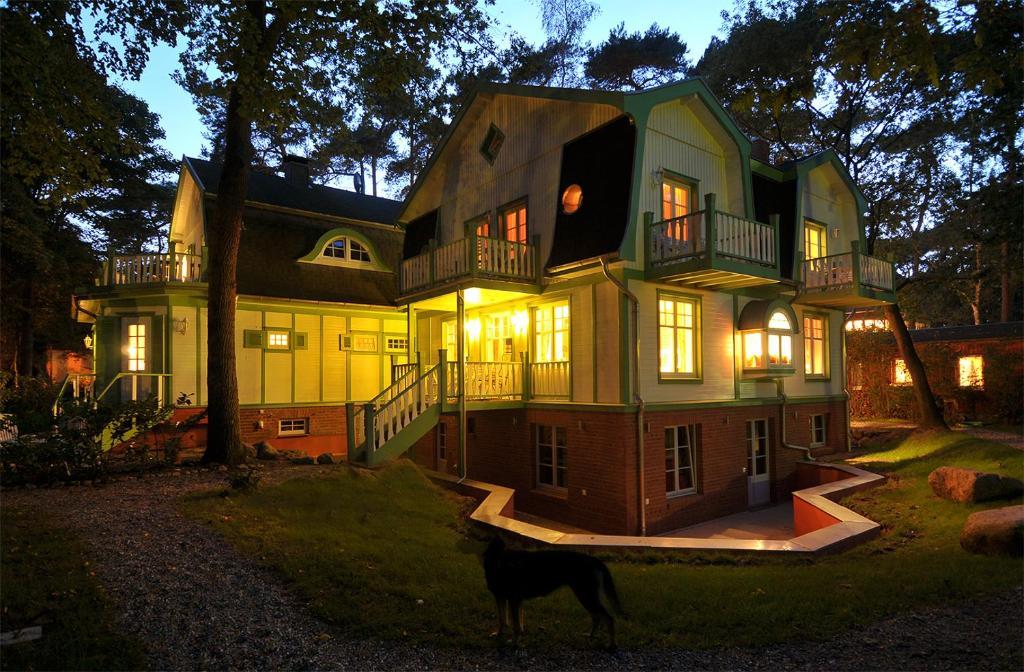 Landhaus Victoria บอลเทินฮาเกิน ภายนอก รูปภาพ